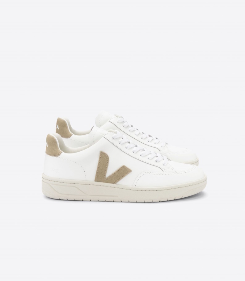 Leather White Dune Premium Veja